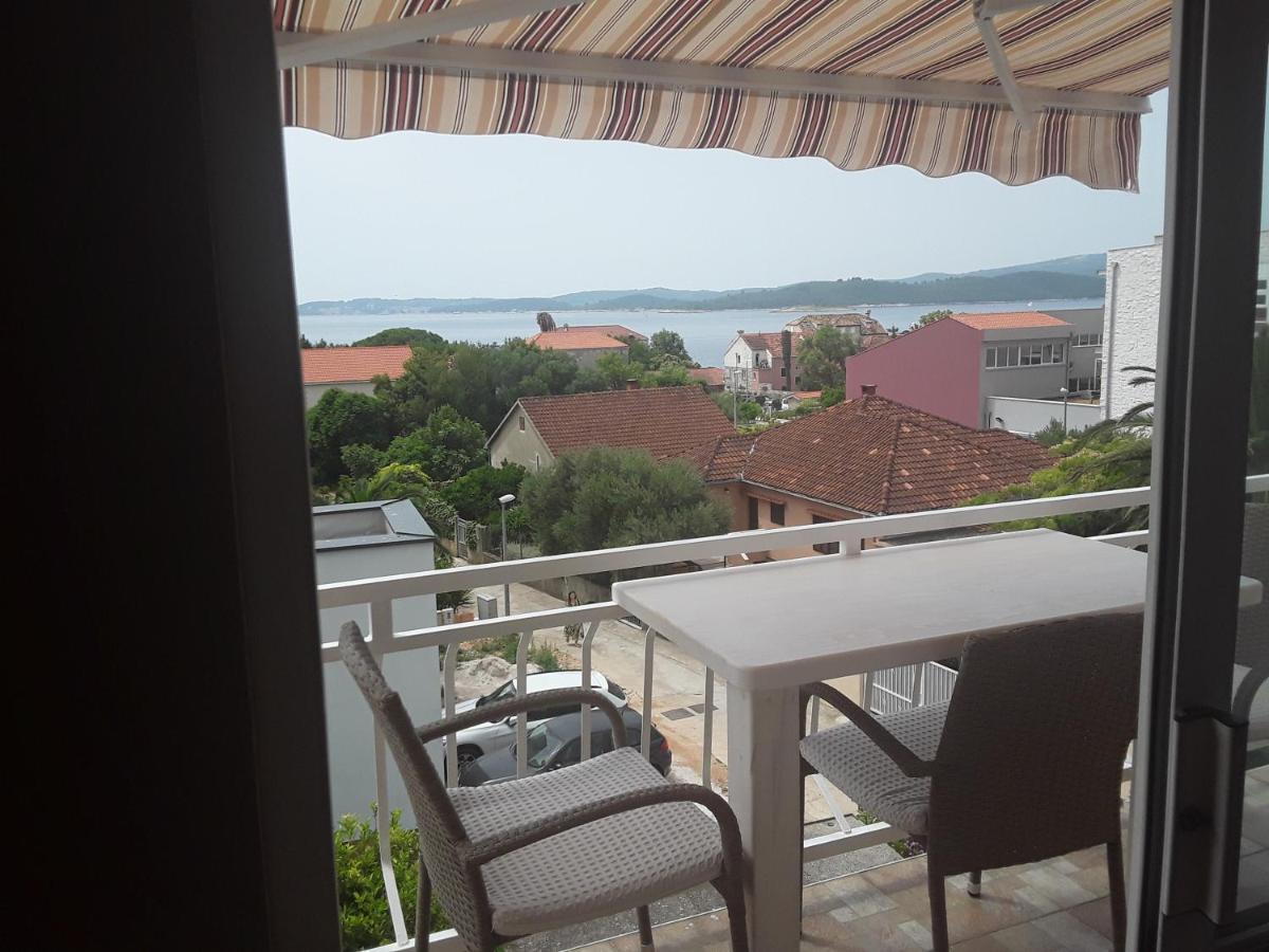 Apartmani Fani 2 Min Walking From Sea オレビック エクステリア 写真