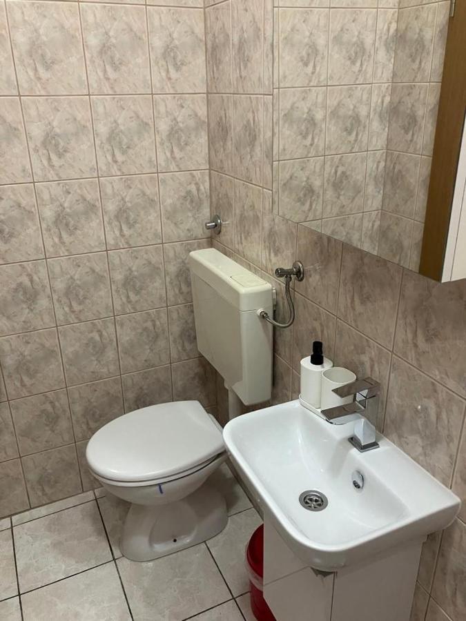Apartmani Fani 2 Min Walking From Sea オレビック エクステリア 写真
