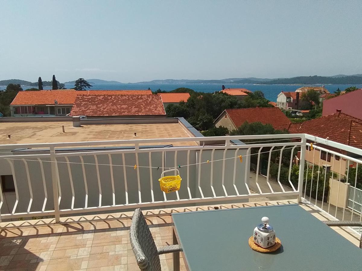 Apartmani Fani 2 Min Walking From Sea オレビック エクステリア 写真