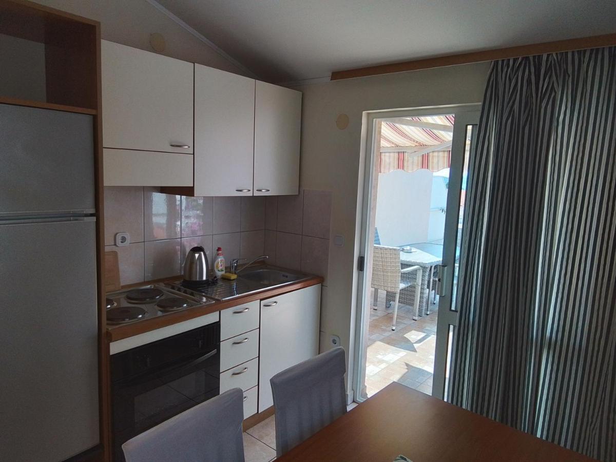 Apartmani Fani 2 Min Walking From Sea オレビック エクステリア 写真