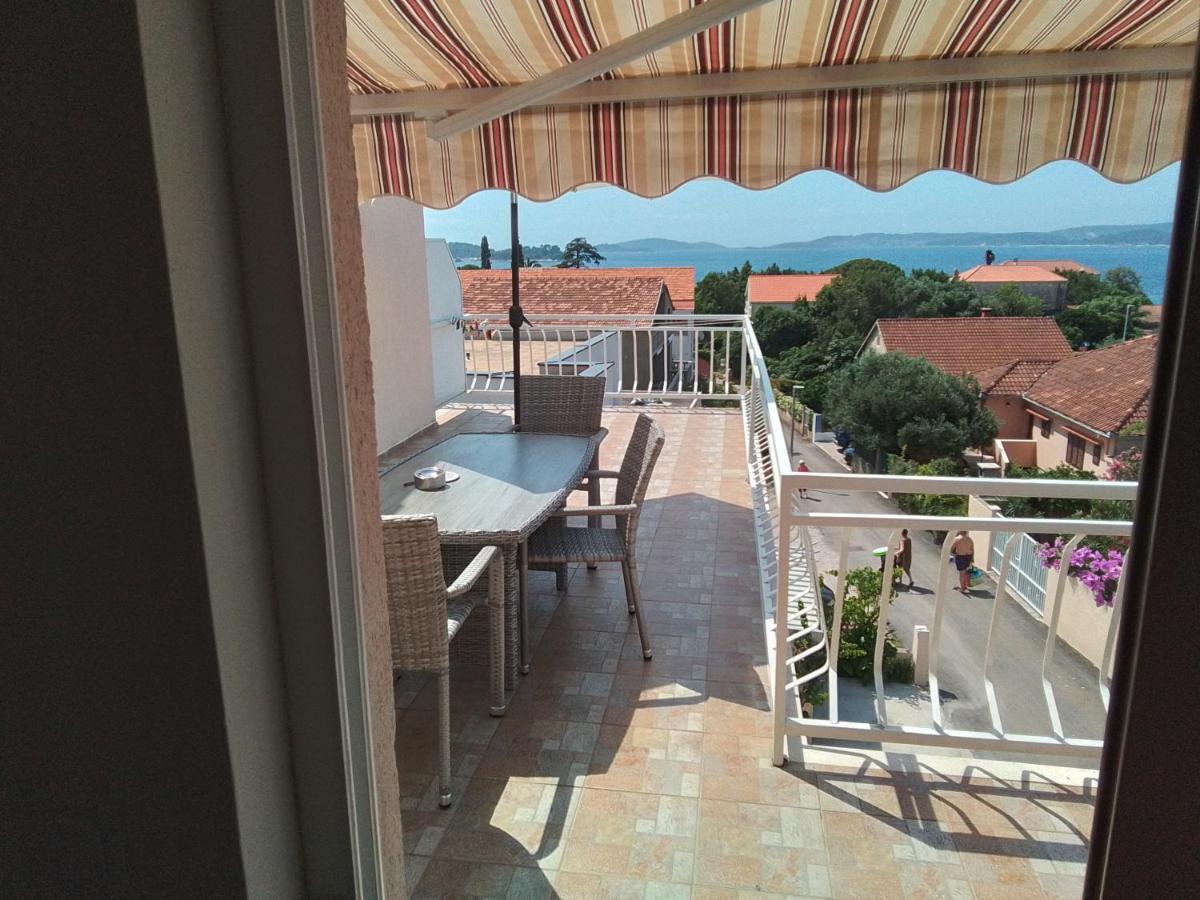 Apartmani Fani 2 Min Walking From Sea オレビック エクステリア 写真